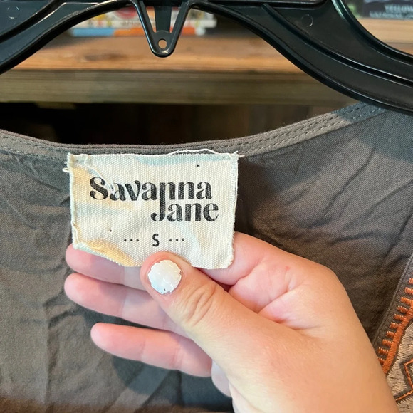 Savannah Jane 3/4 sleeve square neck top size small - Picture 7 of 8